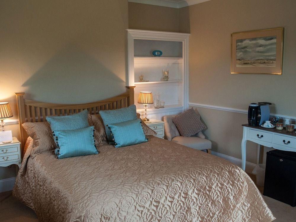 Bed and Breakfast Poole Farm Лонсестон Экстерьер фото